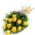 dozen yellow roses 